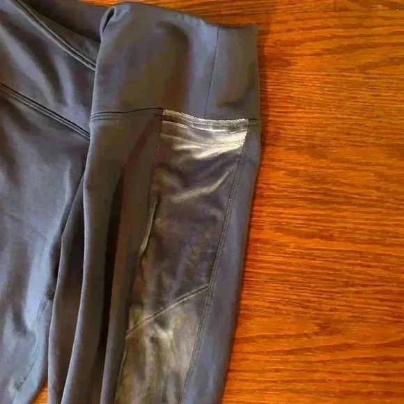 NWT Victoria's Secret PINK ULTIMATE V VELVET STRIPE Cozy LEGGING Size Medium NEW - Picture 3 of 10